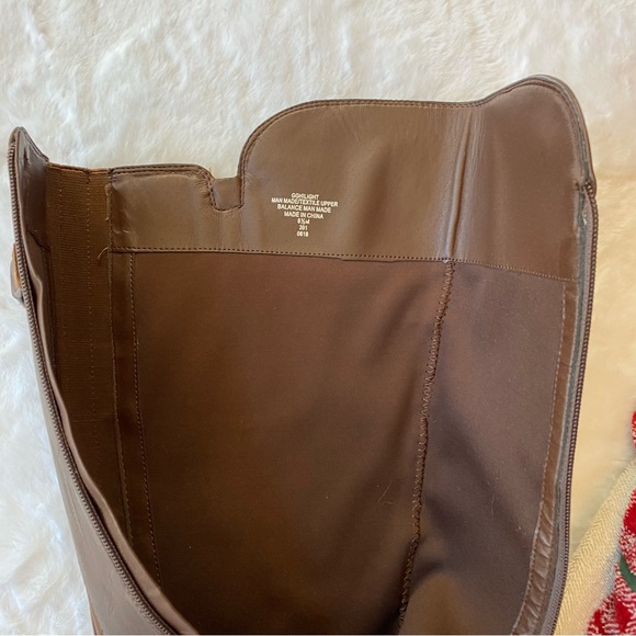 G By Guess Brown boots size 8.5 - Picture 5 of 8